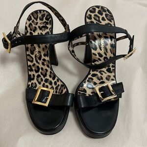 DOLCE & GABBANA LEATHER SLINGBACK NWOT ‎ SANDALS SIZE 35